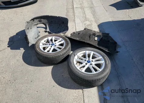 2016 Ford Focus Se из США, поврежденный, VIN 1FADP3F25GL348592